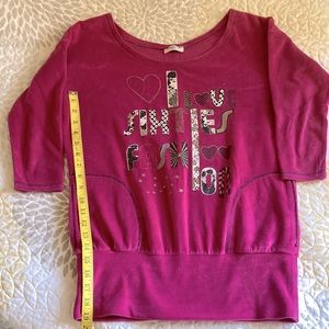 Dolcezza velour top w/ 3/4 sleeves. Size Medium. Fuchsia in great condition.